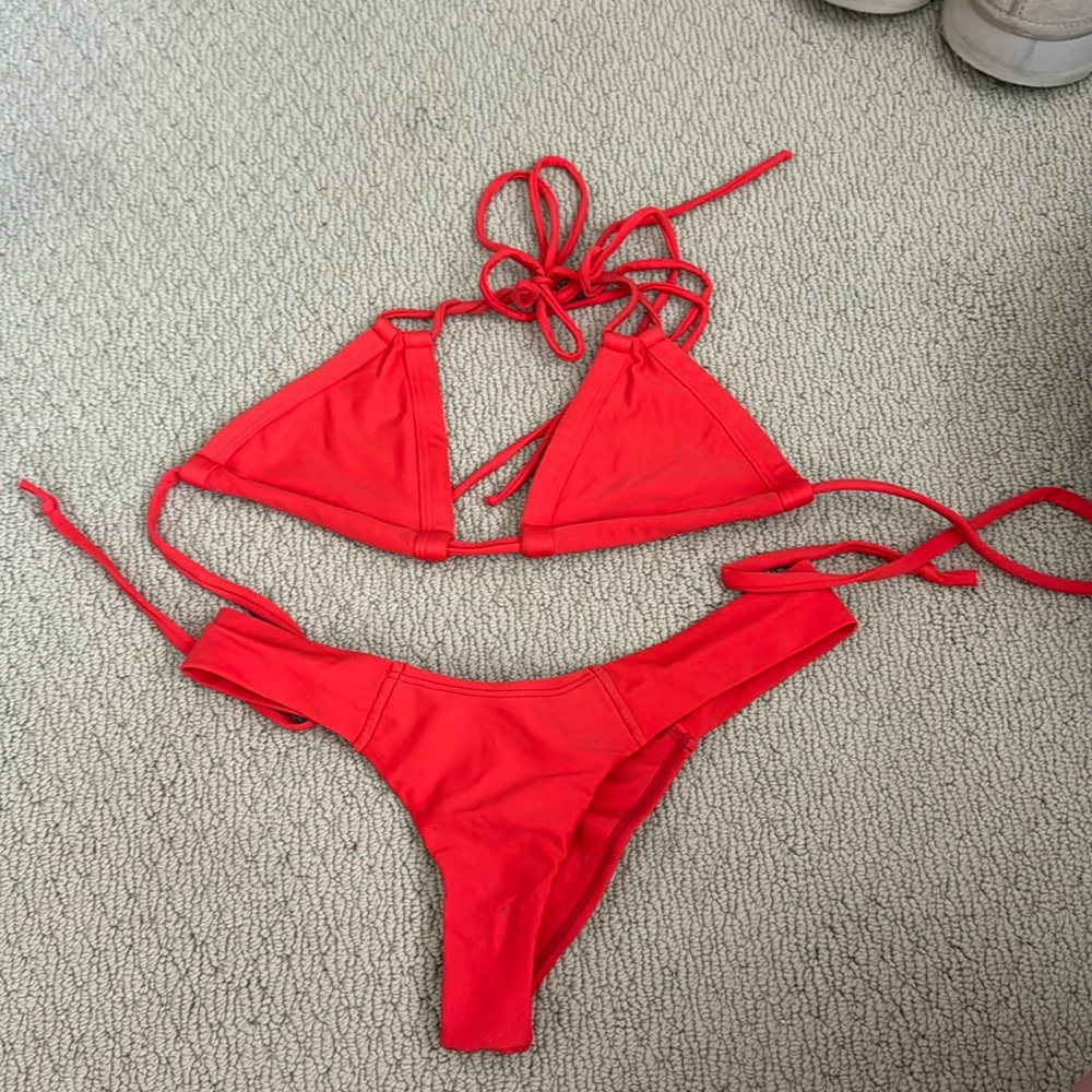 Montce scrunch butt bikini